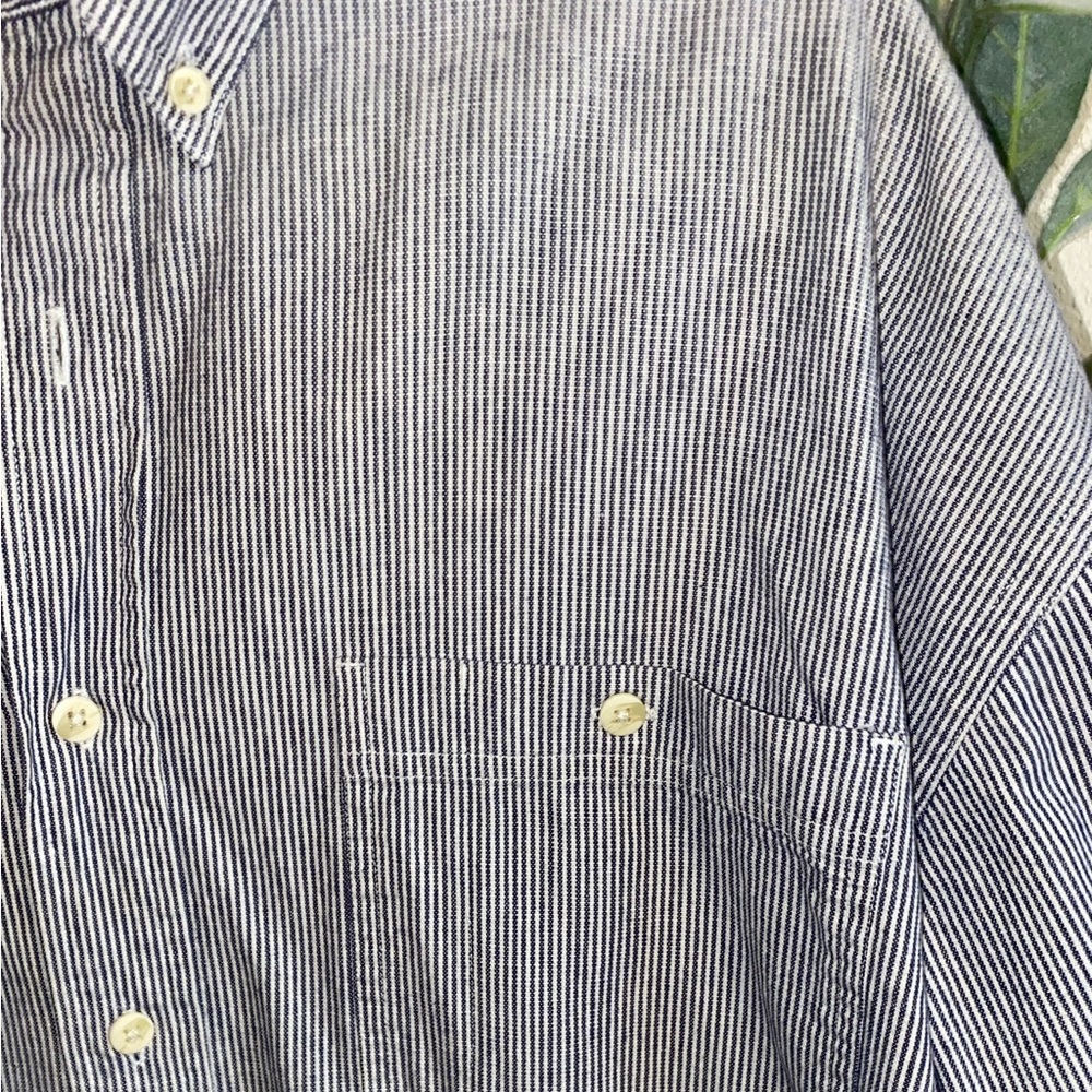 Men’s button up - Picture 3 of 3